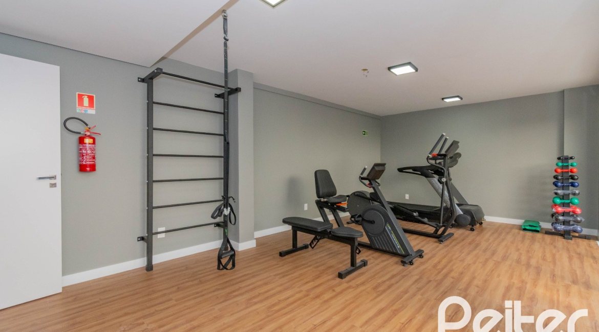 Apartamento à venda com 143m², 3 dormitórios, 1 suíte, 2 vagas, no bairro Tristeza em PORTO ALEGRE