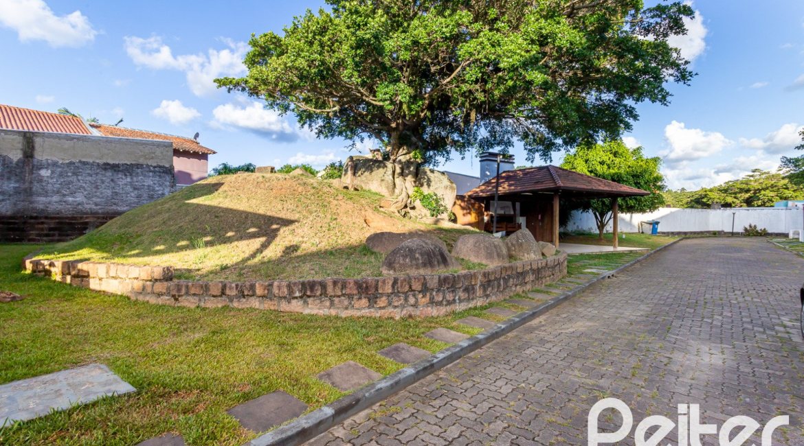 Casa em Condomínio à venda com 98m², 3 dormitórios, 1 suíte, 2 vagas, no bairro Espírito Santo em Porto Alegre