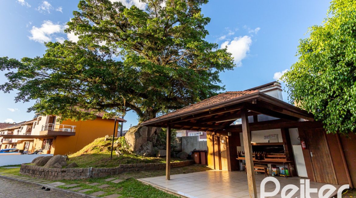 Casa em Condomínio à venda com 98m², 3 dormitórios, 1 suíte, 2 vagas, no bairro Espírito Santo em Porto Alegre
