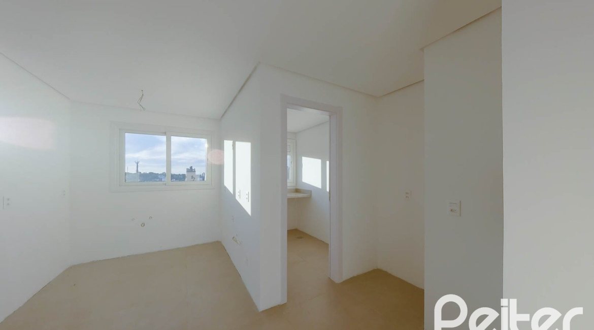 Apartamento à venda com 143m², 3 dormitórios, 1 suíte, 2 vagas, no bairro Tristeza em PORTO ALEGRE