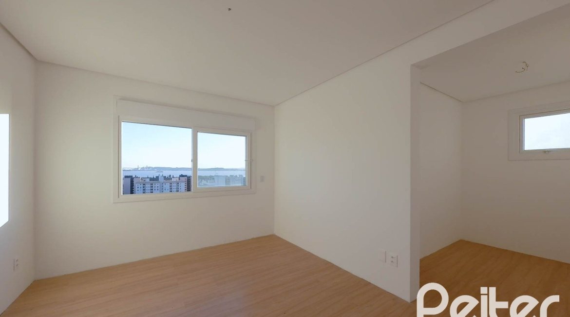 Apartamento à venda com 143m², 3 dormitórios, 1 suíte, 2 vagas, no bairro Tristeza em PORTO ALEGRE