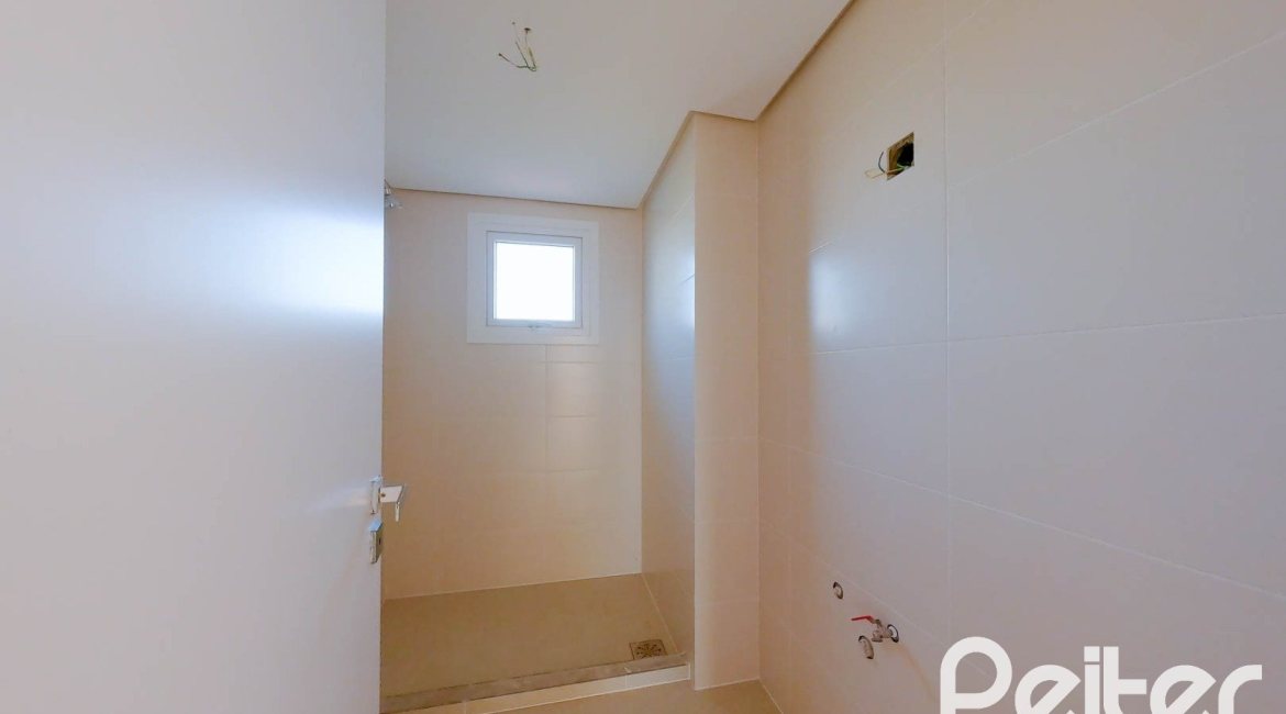 Apartamento à venda com 143m², 3 dormitórios, 1 suíte, 2 vagas, no bairro Tristeza em PORTO ALEGRE