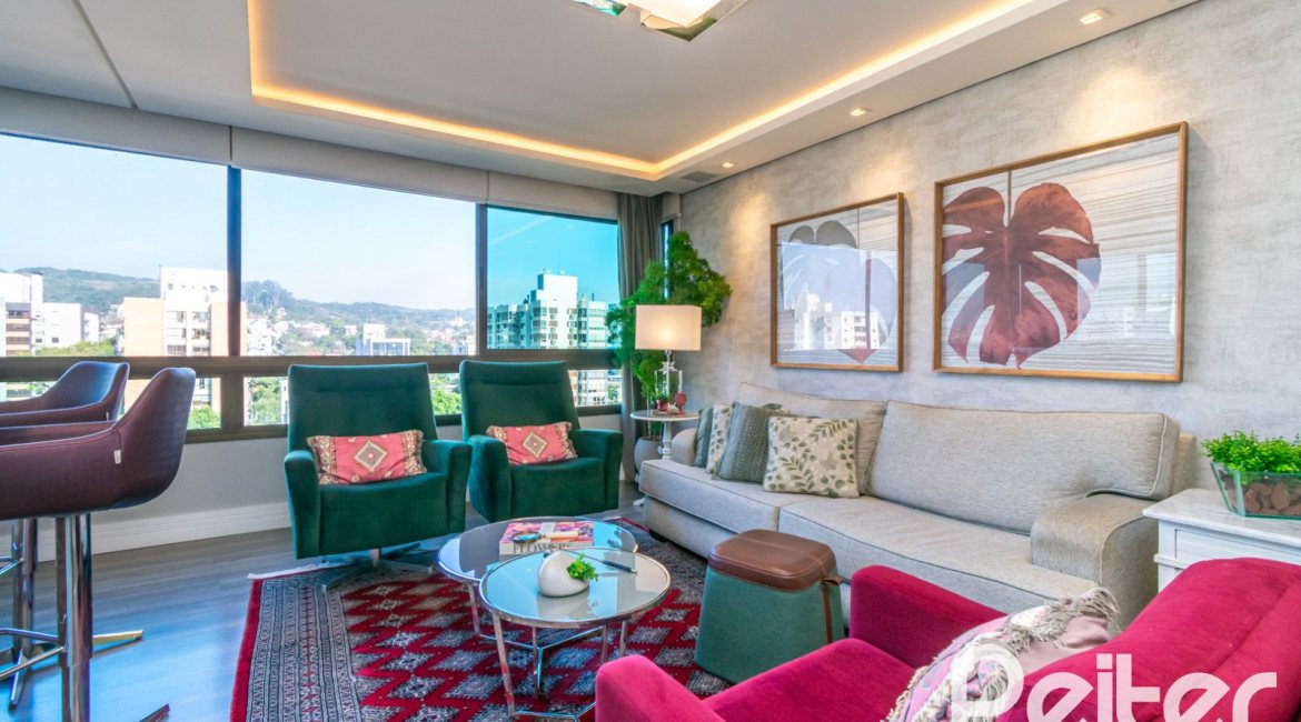 Apartamento à venda com 143m², 3 dormitórios, 1 suíte, 2 vagas, no bairro Tristeza em PORTO ALEGRE