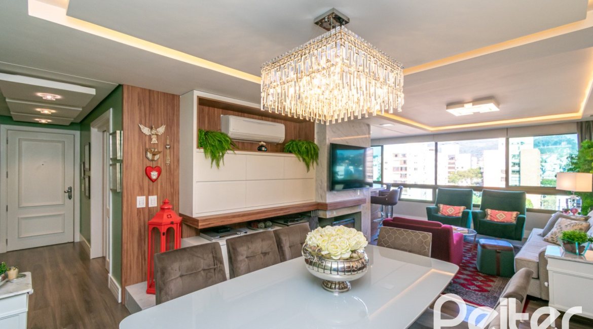 Apartamento à venda com 143m², 3 dormitórios, 1 suíte, 2 vagas, no bairro Tristeza em PORTO ALEGRE