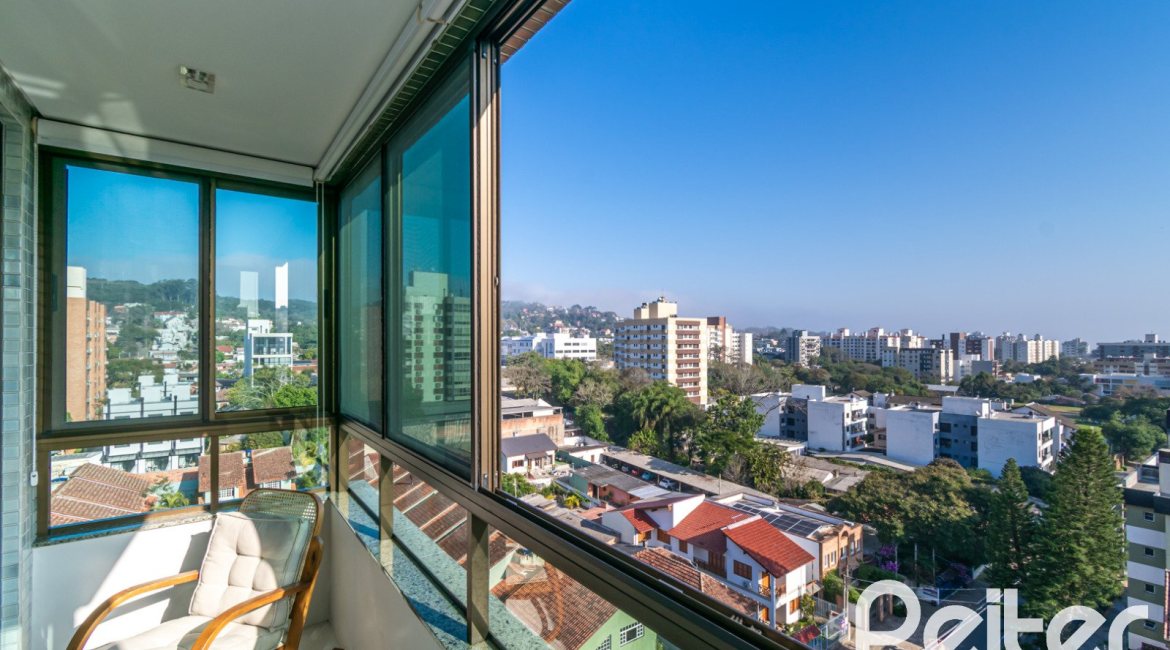 Apartamento à venda com 143m², 3 dormitórios, 1 suíte, 2 vagas, no bairro Tristeza em PORTO ALEGRE