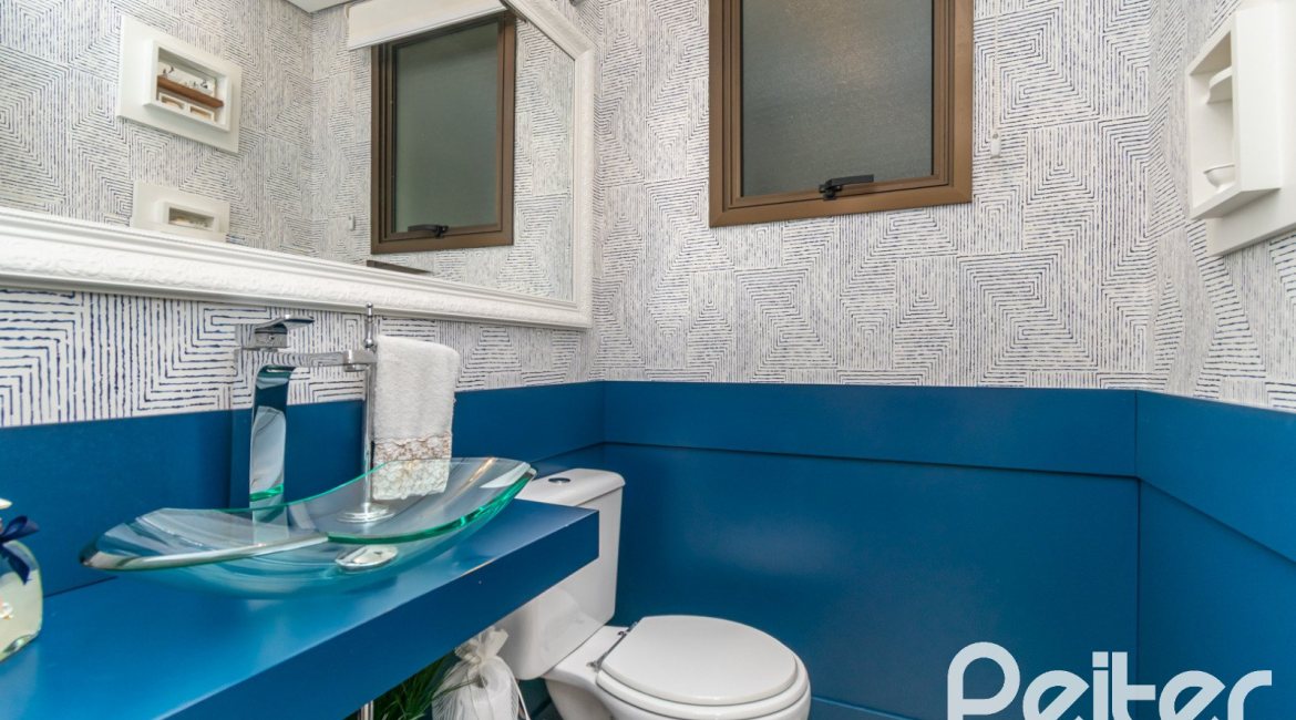 Apartamento à venda com 143m², 3 dormitórios, 1 suíte, 2 vagas, no bairro Tristeza em PORTO ALEGRE