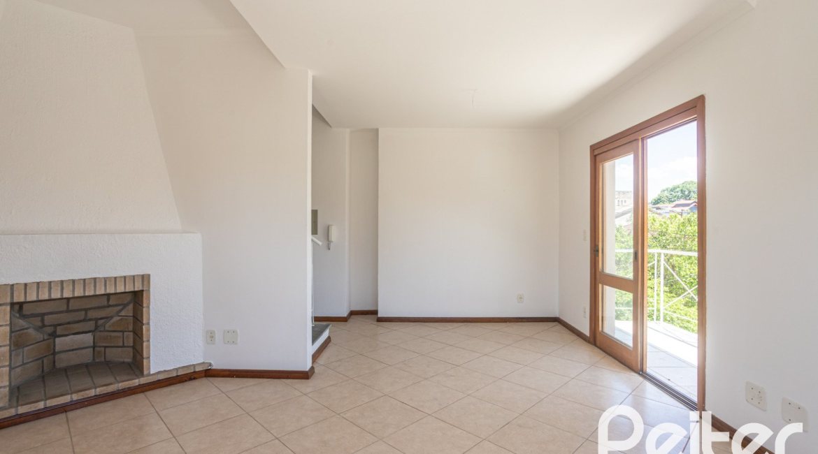 Casa em Condomínio à venda com 193m², 3 dormitórios, 1 suíte, 2 vagas, no bairro Nonoai em Porto Alegre