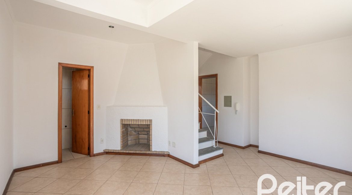 Casa em Condomínio à venda com 193m², 3 dormitórios, 1 suíte, 2 vagas, no bairro Nonoai em Porto Alegre