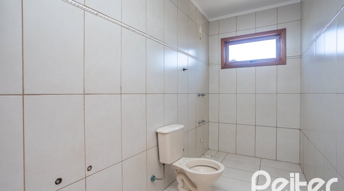 Casa em Condomínio à venda com 193m², 3 dormitórios, 1 suíte, 2 vagas, no bairro Nonoai em Porto Alegre