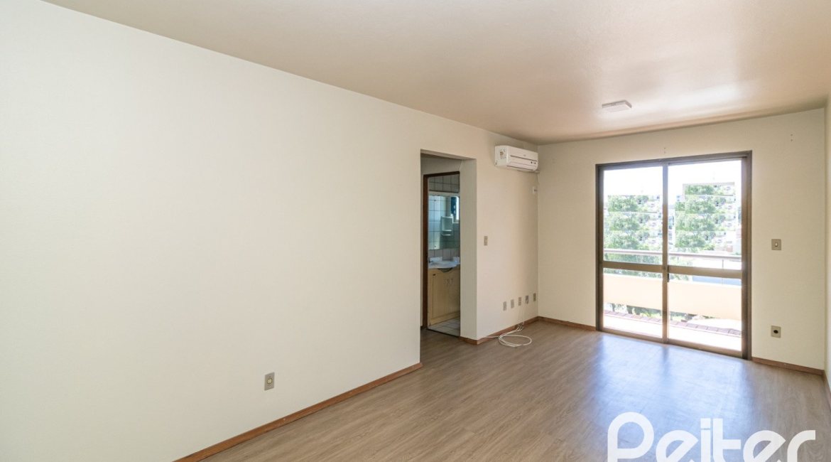 Apartamento à venda com 70m², 2 dormitórios, 1 vaga, no bairro Tristeza em Porto Alegre