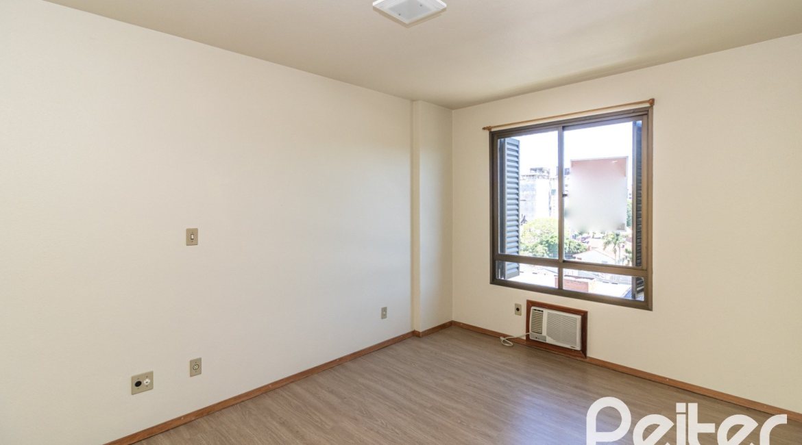 Apartamento à venda com 70m², 2 dormitórios, 1 vaga, no bairro Tristeza em Porto Alegre