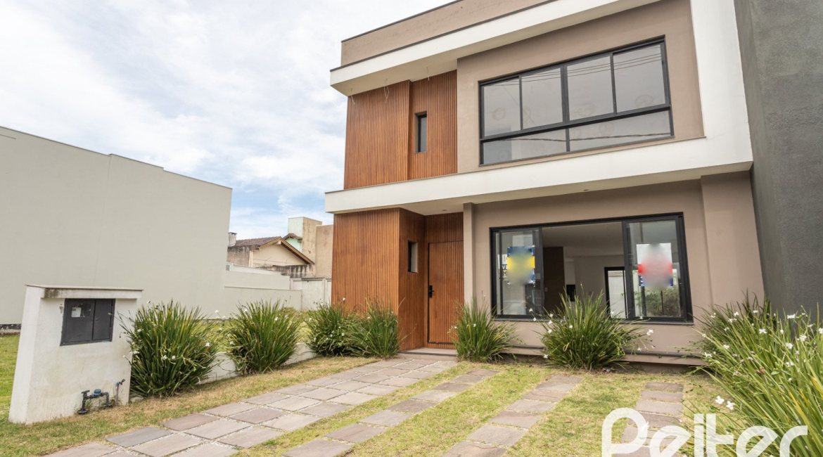 Casa em Condomínio à venda com 148m², 3 dormitórios, 3 suítes, 2 vagas, no bairro Ipanema em Porto Alegre