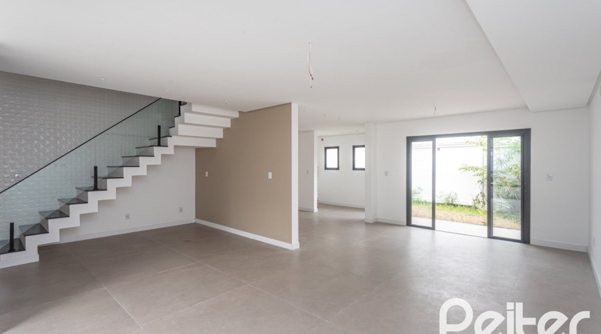 Casa em Condomínio à venda com 148m², 3 dormitórios, 3 suítes, 2 vagas, no bairro Ipanema em Porto Alegre