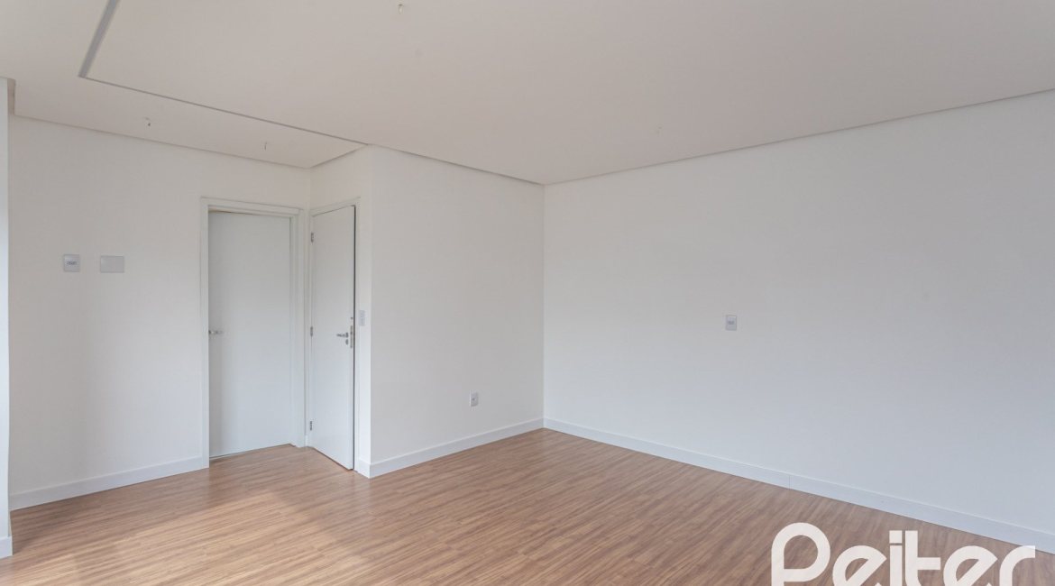 Casa em Condomínio à venda com 148m², 3 dormitórios, 3 suítes, 2 vagas, no bairro Ipanema em Porto Alegre