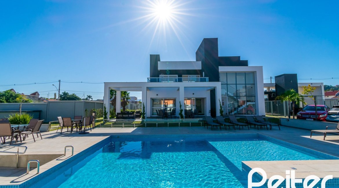 Casa em Condomínio à venda com 216m², 3 dormitórios, 3 suítes, 2 vagas, no bairro Ipanema em Porto Alegre