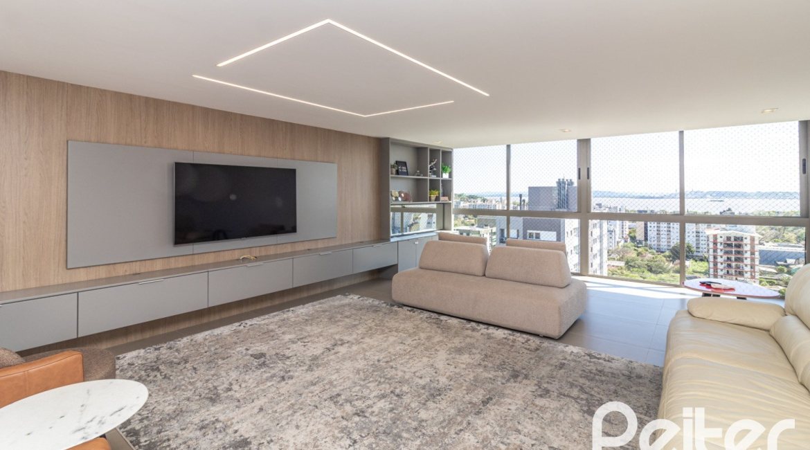 Apartamento à venda com 217m², 3 dormitórios, 3 suítes, 3 vagas, no bairro Tristeza em PORTO ALEGRE