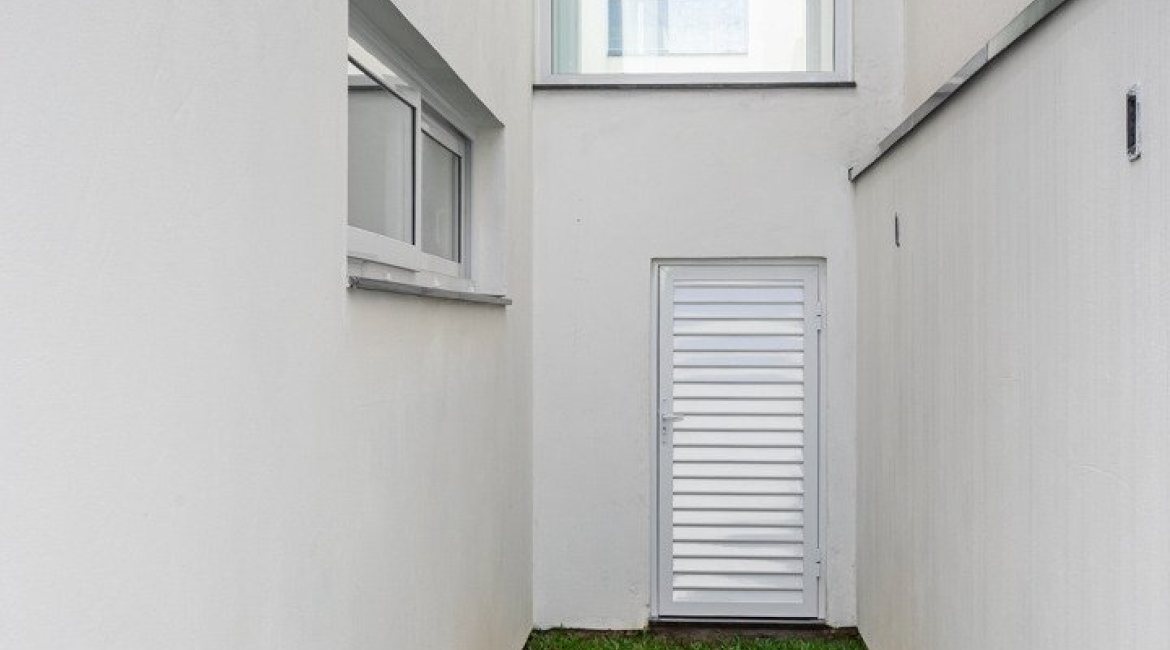Casa em Condomínio à venda com 150m², 3 dormitórios, 3 suítes, 2 vagas, no bairro Ipanema em Porto Alegre