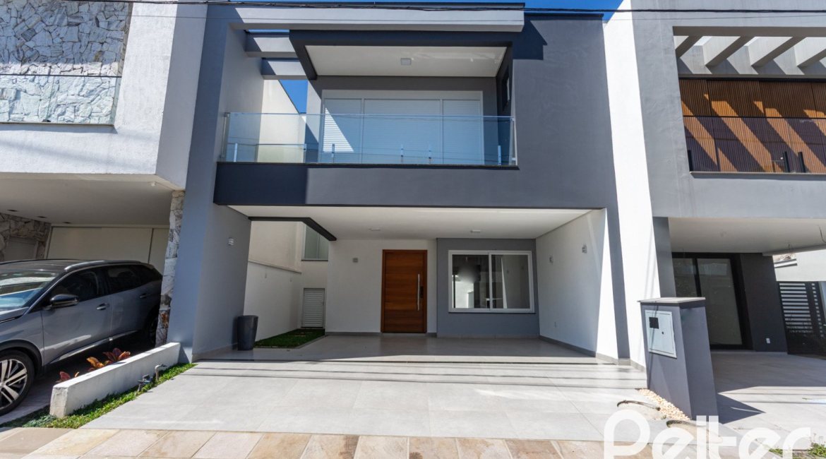 Casa em Condomínio à venda com 150m², 3 dormitórios, 3 suítes, 2 vagas, no bairro Ipanema em Porto Alegre