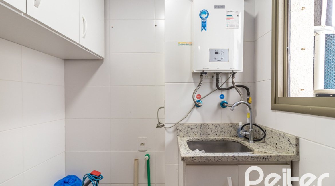 Apartamento à venda com 89m², 3 dormitórios, 1 suíte, 1 vaga, no bairro Ipanema em PORTO ALEGRE