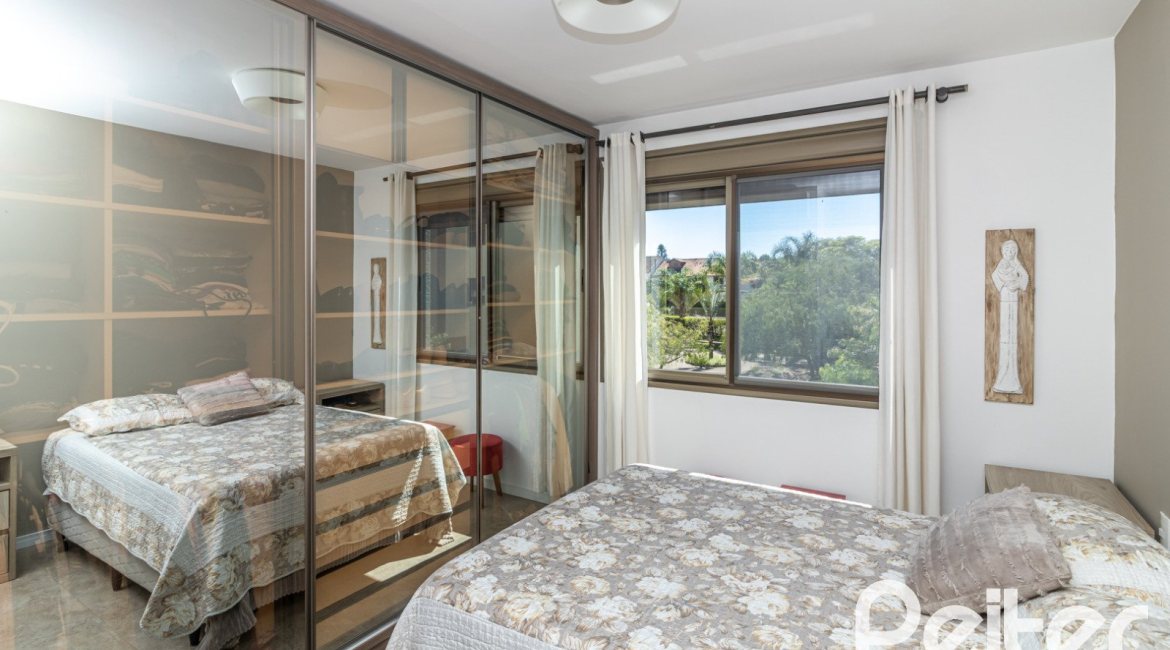 Apartamento à venda com 89m², 3 dormitórios, 1 suíte, 1 vaga, no bairro Ipanema em PORTO ALEGRE