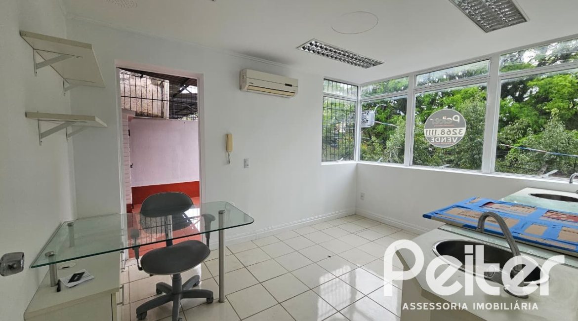 Comercial à venda com 41m², no bairro Tristeza em Porto Alegre