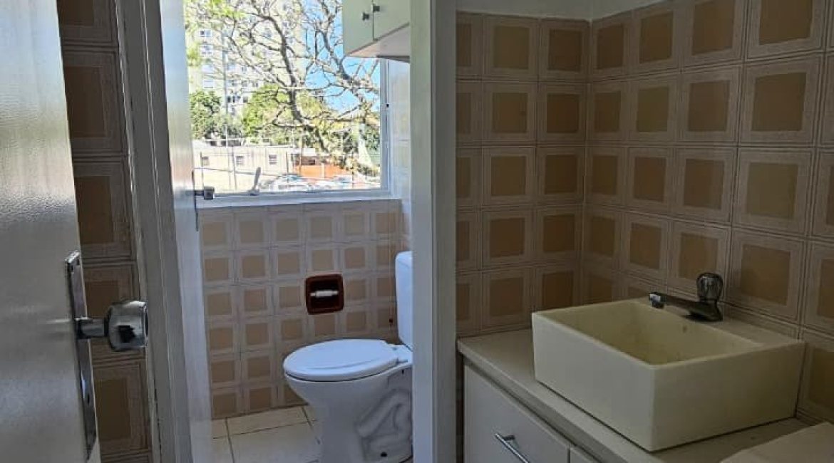 Comercial à venda com 41m², no bairro Tristeza em Porto Alegre