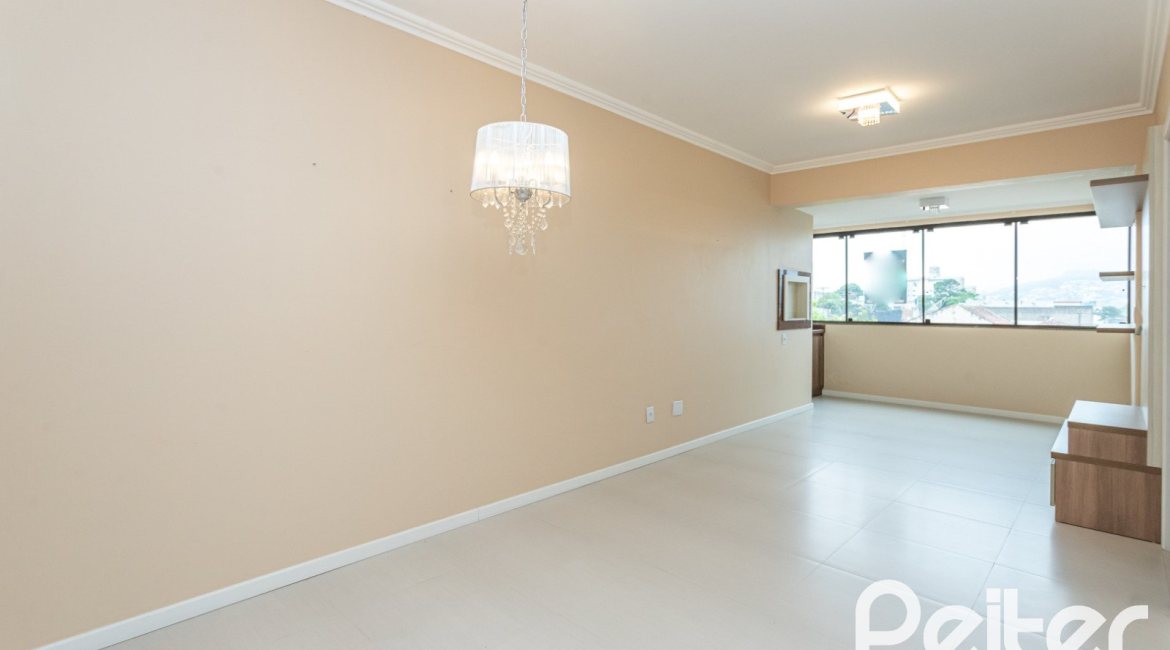 Apartamento à venda com 95m², 3 dormitórios, 1 suíte, 2 vagas, no bairro Tristeza em PORTO ALEGRE