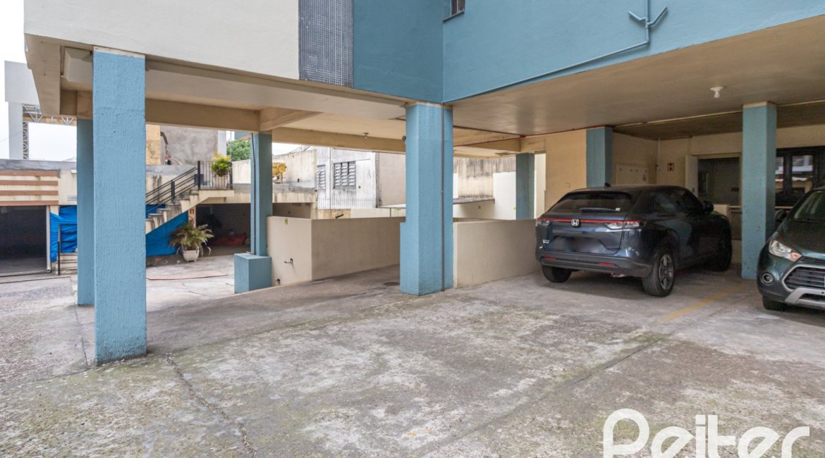 Apartamento à venda com 95m², 3 dormitórios, 1 suíte, 2 vagas, no bairro Tristeza em PORTO ALEGRE