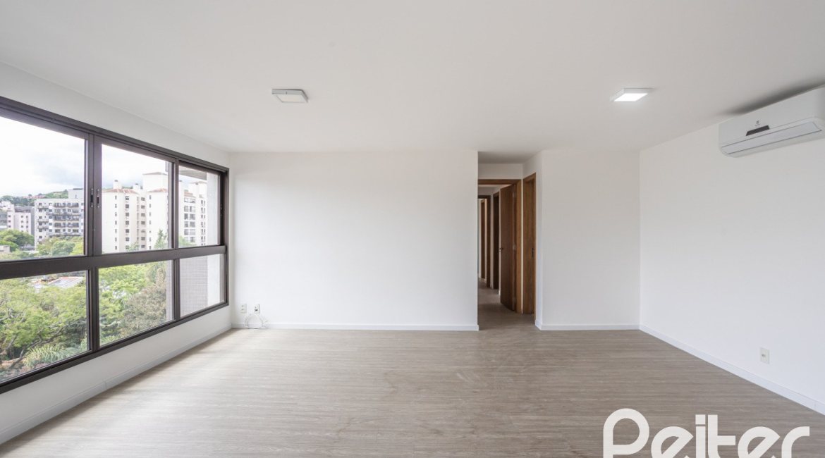 Apartamento à venda com 90m², 3 dormitórios, 1 suíte, 2 vagas, no bairro Tristeza em PORTO ALEGRE