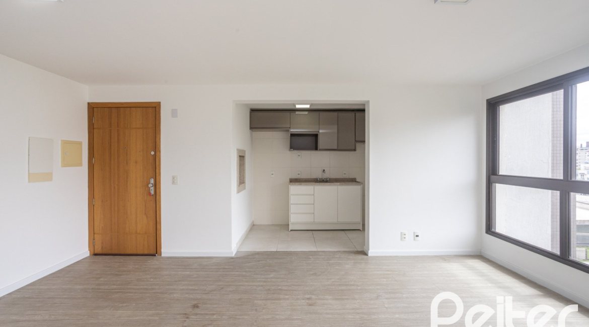 Apartamento à venda com 90m², 3 dormitórios, 1 suíte, 2 vagas, no bairro Tristeza em PORTO ALEGRE