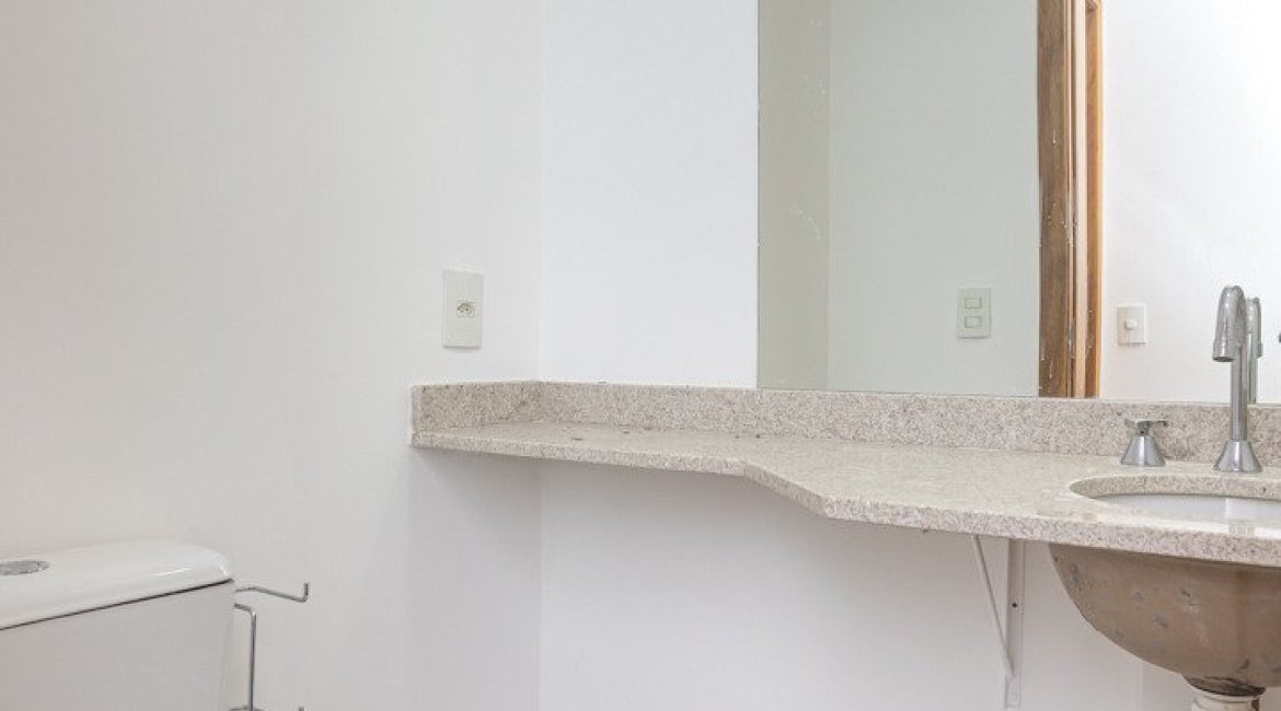 Apartamento à venda com 90m², 3 dormitórios, 1 suíte, 2 vagas, no bairro Tristeza em PORTO ALEGRE