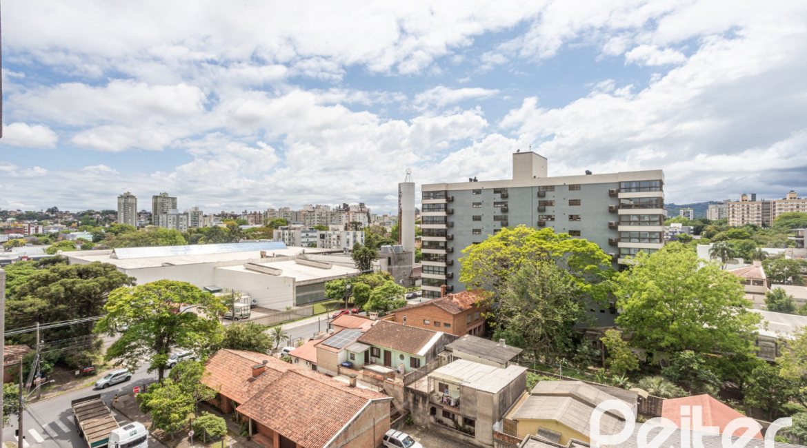 Apartamento à venda com 90m², 3 dormitórios, 1 suíte, 2 vagas, no bairro Tristeza em PORTO ALEGRE