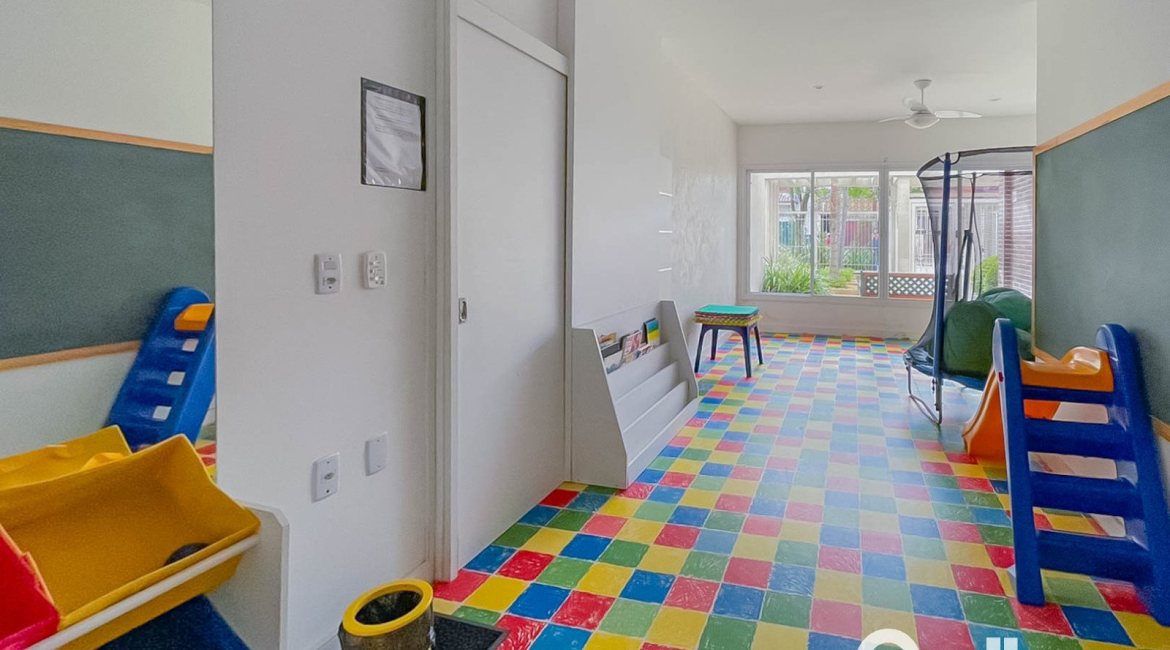 Apartamento à venda com 120m², 3 dormitórios, 3 suítes, 2 vagas, no bairro Menino Deus em Porto Alegre