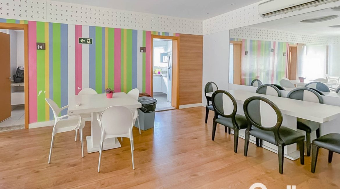 Apartamento à venda com 120m², 3 dormitórios, 3 suítes, 2 vagas, no bairro Menino Deus em Porto Alegre