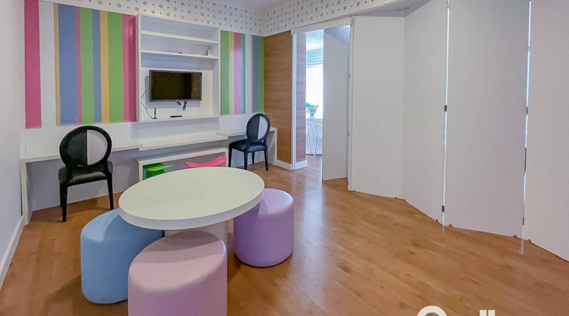 Apartamento à venda com 120m², 3 dormitórios, 3 suítes, 2 vagas, no bairro Menino Deus em Porto Alegre