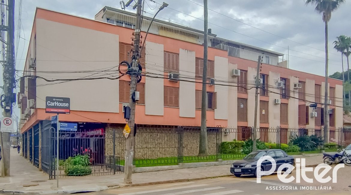 Apartamento à venda com 79m², 2 dormitórios, no bairro Menino Deus em Porto Alegre