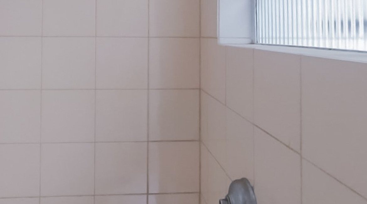 Apartamento à venda com 79m², 2 dormitórios, no bairro Menino Deus em Porto Alegre