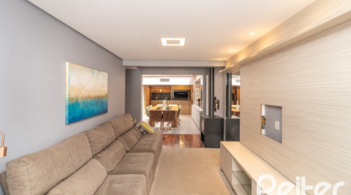 Casa em Condomínio à venda com 159m², 3 dormitórios, 1 suíte, 2 vagas, no bairro Tristeza em PORTO ALEGRE