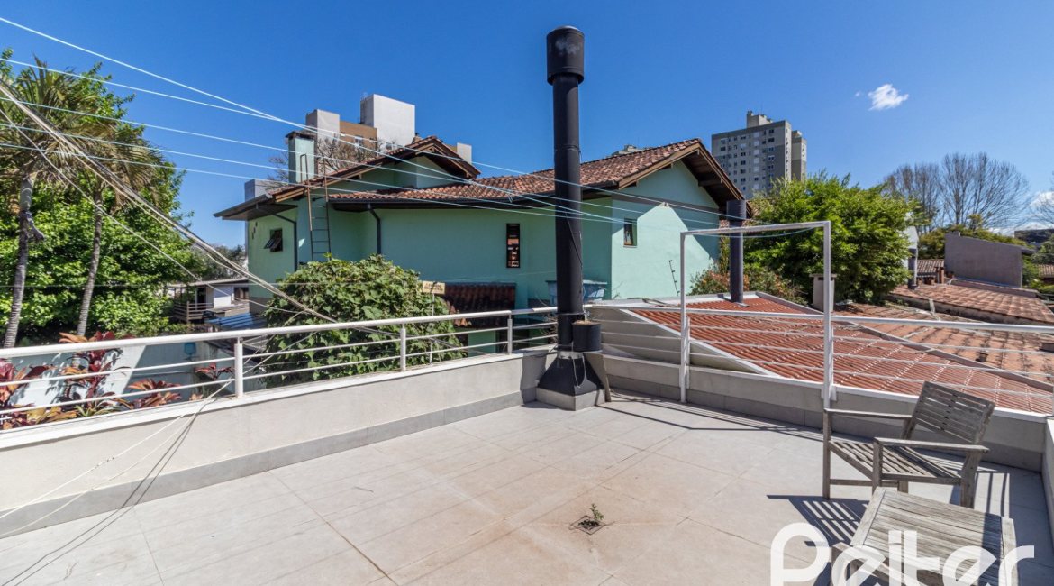 Casa em Condomínio à venda com 159m², 3 dormitórios, 1 suíte, 2 vagas, no bairro Tristeza em PORTO ALEGRE