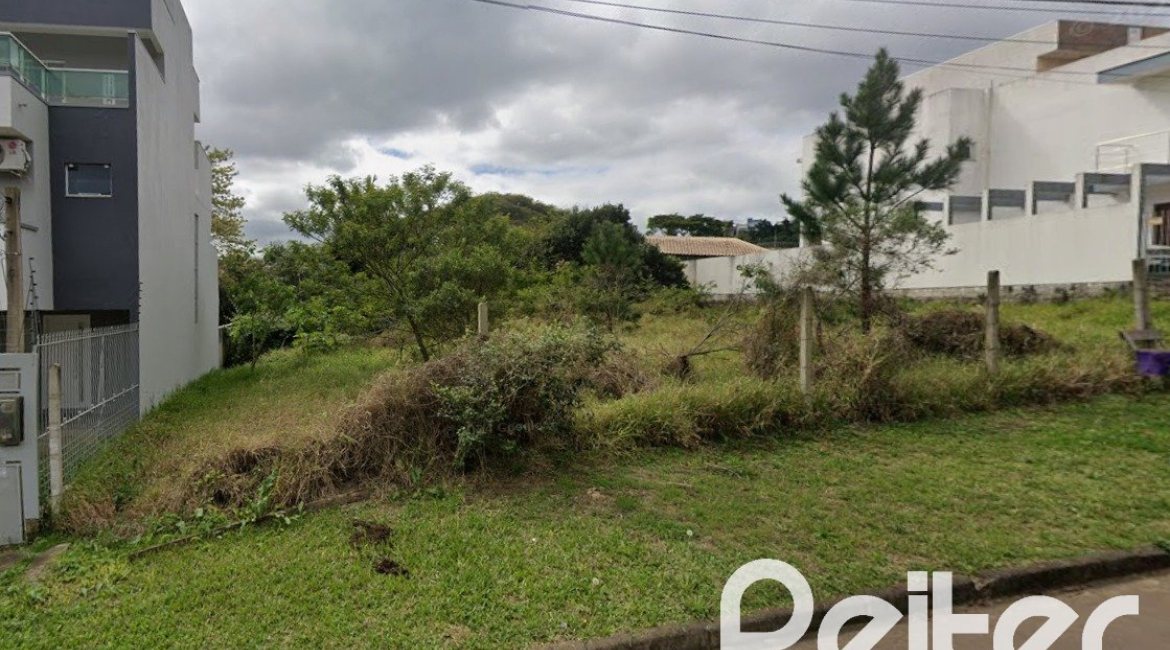 Terreno à venda com 239m², no bairro Espírito Santo em Porto Alegre