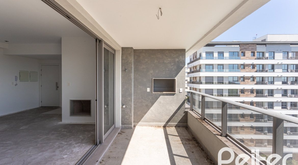 Apartamento à venda com 149m², 3 dormitórios, 3 suítes, 2 vagas, no bairro Tristeza em Porto Alegre