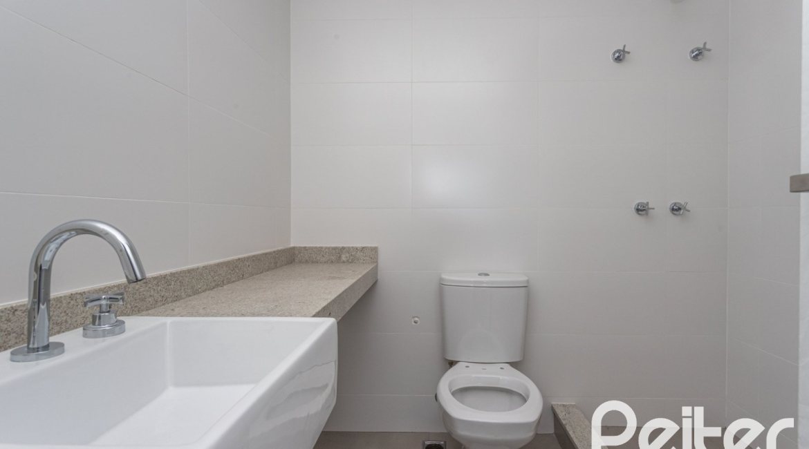 Apartamento à venda com 149m², 3 dormitórios, 3 suítes, 2 vagas, no bairro Tristeza em Porto Alegre