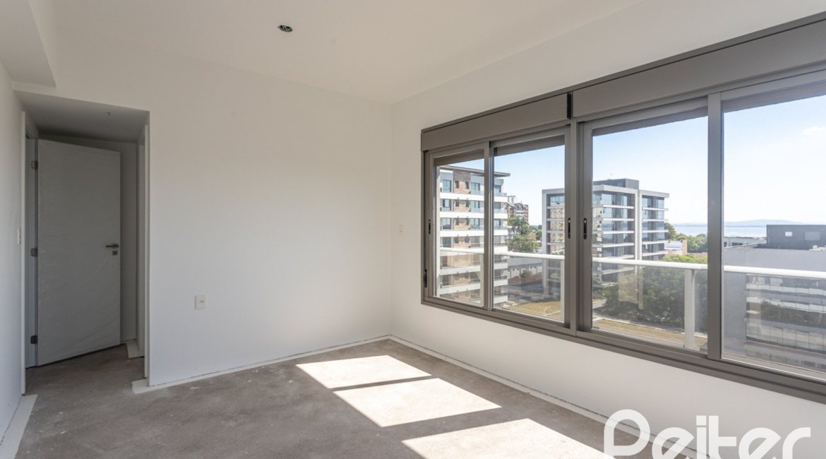 Apartamento à venda com 149m², 3 dormitórios, 3 suítes, 2 vagas, no bairro Tristeza em Porto Alegre