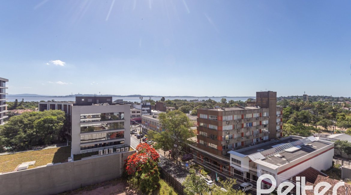Apartamento à venda com 149m², 3 dormitórios, 3 suítes, 2 vagas, no bairro Tristeza em Porto Alegre
