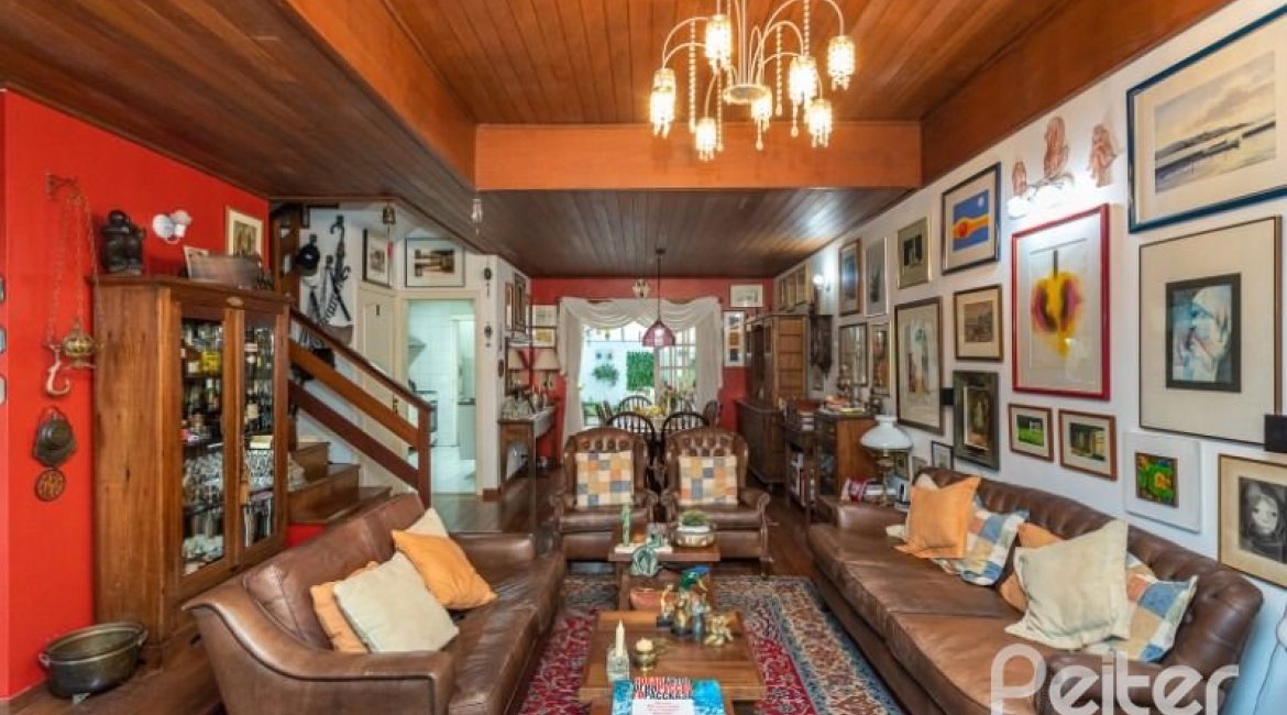 Casa em Condomínio à venda com 227m², 3 dormitórios, 1 suíte, 3 vagas, no bairro Tristeza em Porto Alegre