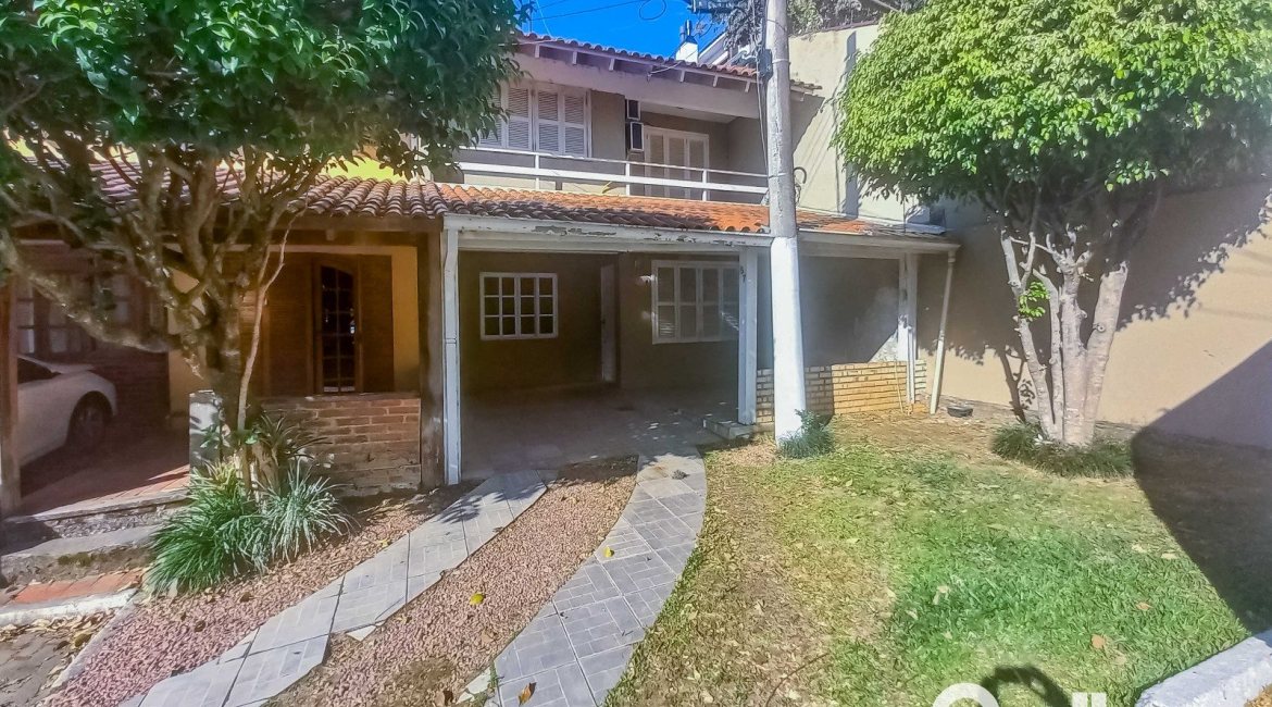 Casa em Condomínio à venda com 122m², 3 dormitórios, 2 vagas, no bairro Cavalhada em Porto Alegre