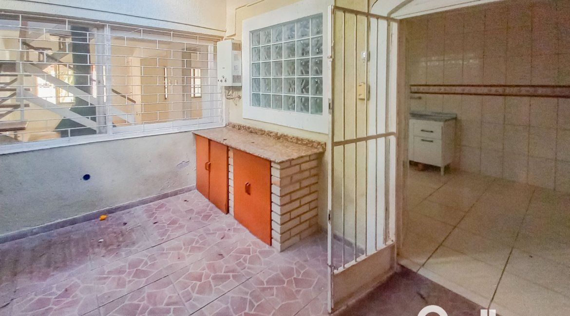 Casa em Condomínio à venda com 122m², 3 dormitórios, 2 vagas, no bairro Cavalhada em Porto Alegre