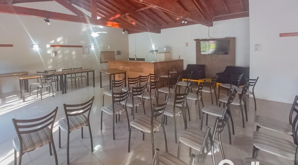 Casa em Condomínio à venda com 122m², 3 dormitórios, 2 vagas, no bairro Cavalhada em Porto Alegre