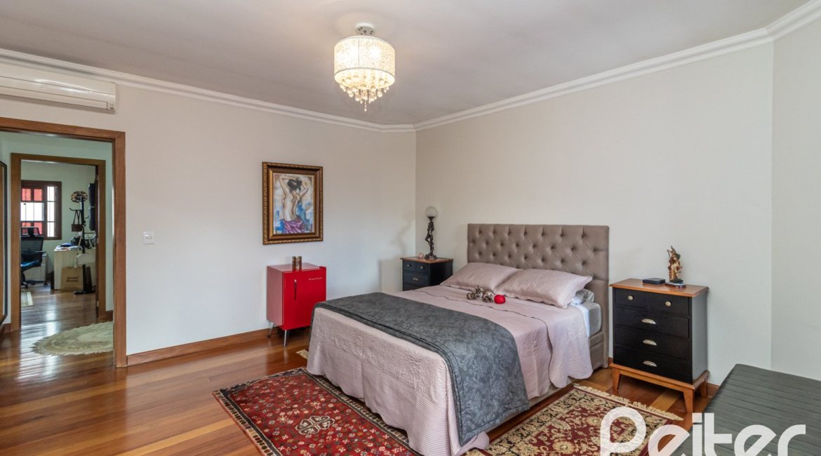 Casa em Condomínio à venda com 186m², 3 dormitórios, 1 suíte, 2 vagas, no bairro Hípica em Porto Alegre