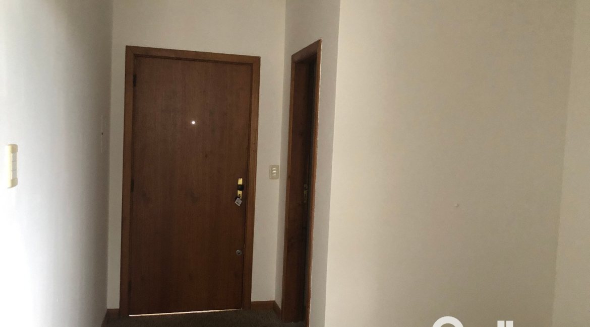 Comercial à venda com 24m², no bairro Menino Deus em Porto Alegre